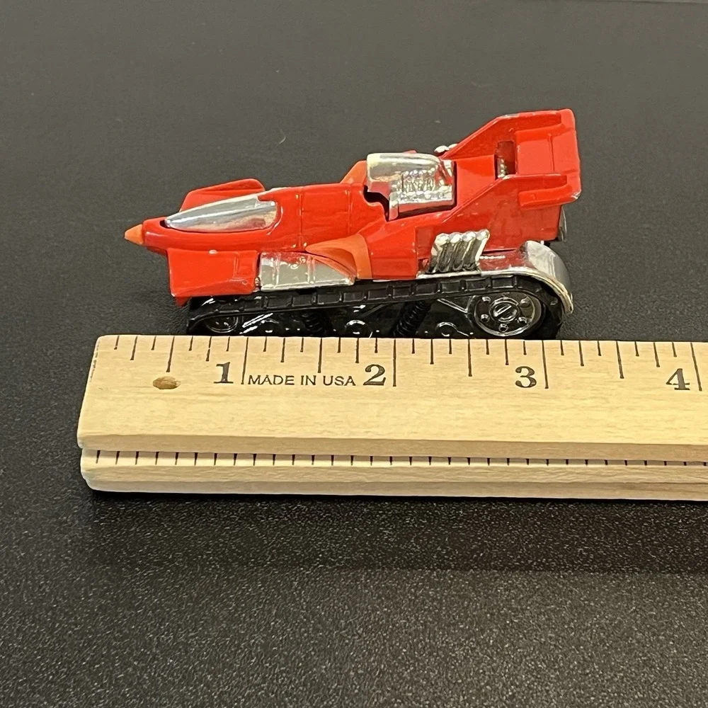 Vintage 1992 Hot Wheels Anteater Jet Tank Red Silver Black Mattel Diecast